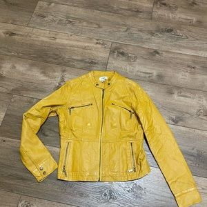 Motorcycle style yellow jacket